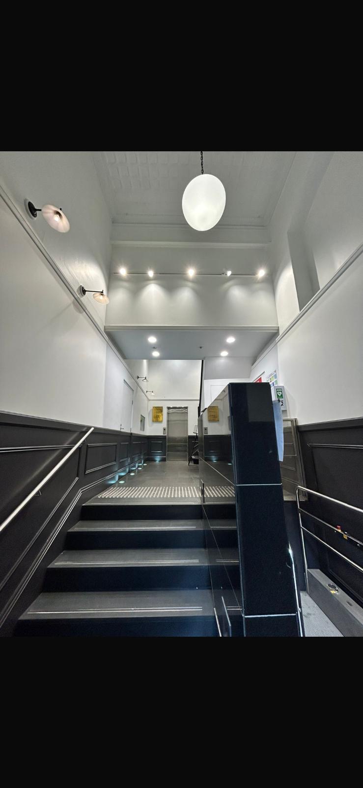 Commercial Foyers CBD - 146160ce-247d-4e70-b119-e50e15886e3c 3.JPG